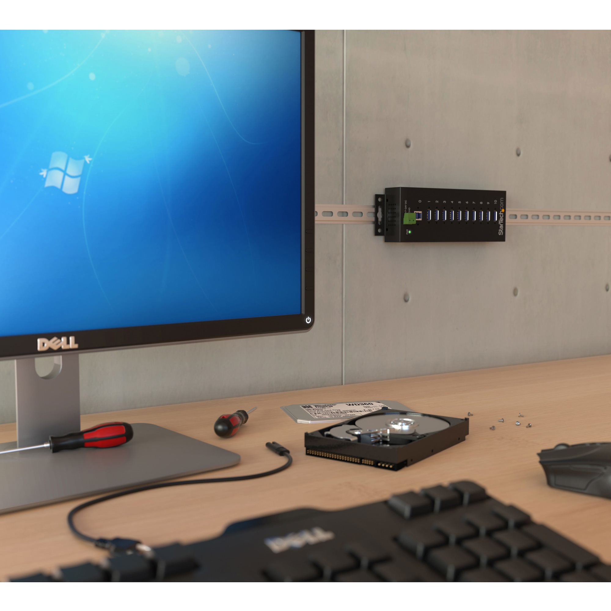 StarTech.com 10-Port USB 3.0 Hub - 5Gbps - Metal Industrial USB-A Hub with ESD & Surge Protection - Din Rail, Wall or De - Image 3
