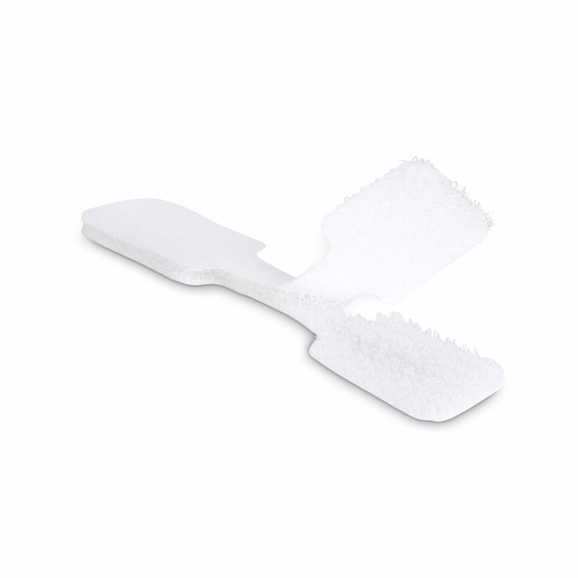 StarTech.com 3.5in (9cm) Cable Labels, 100 Pack, White, Hook-to-Hook Fastener Cable Tags, Write-On Cord Labels for Cable - Image 2