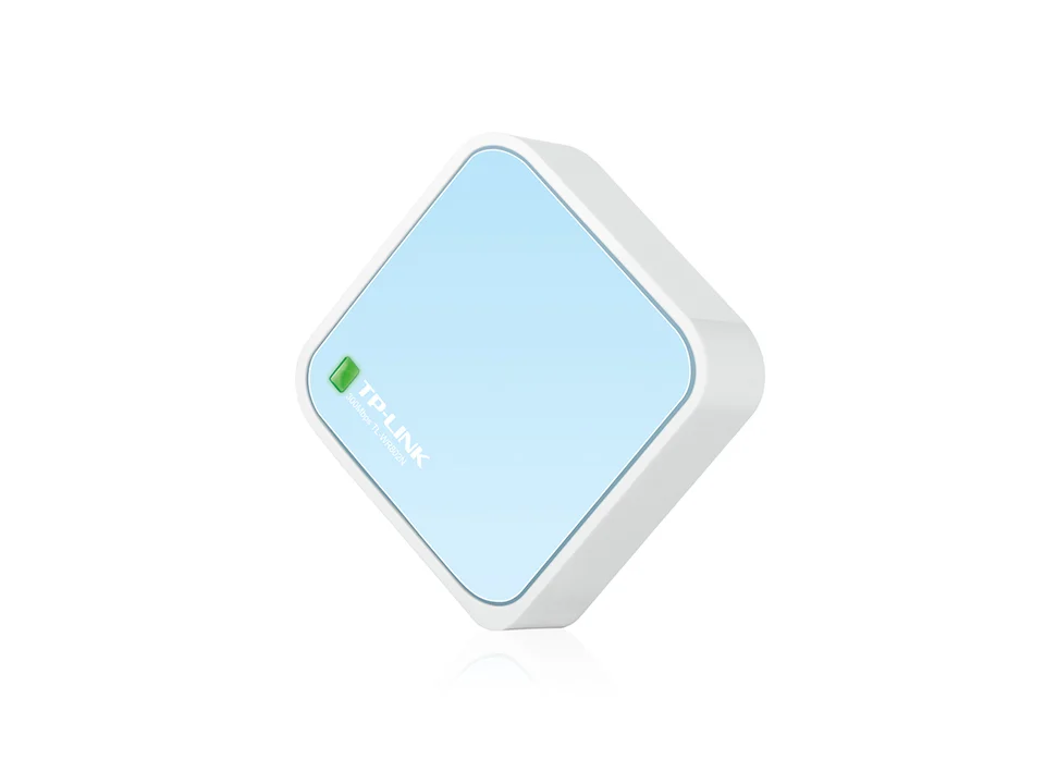 TP-Link 300Mbps Wireless N Travel WiFi Router - Image 2