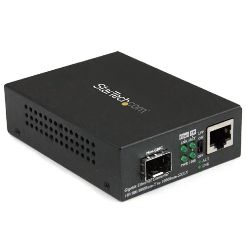 StarTech.com Multi-Mode (MM) / Single Mode (SM) Fiber Media Converter for 10/100/1000 Networks, Standalone Gigabit Ether