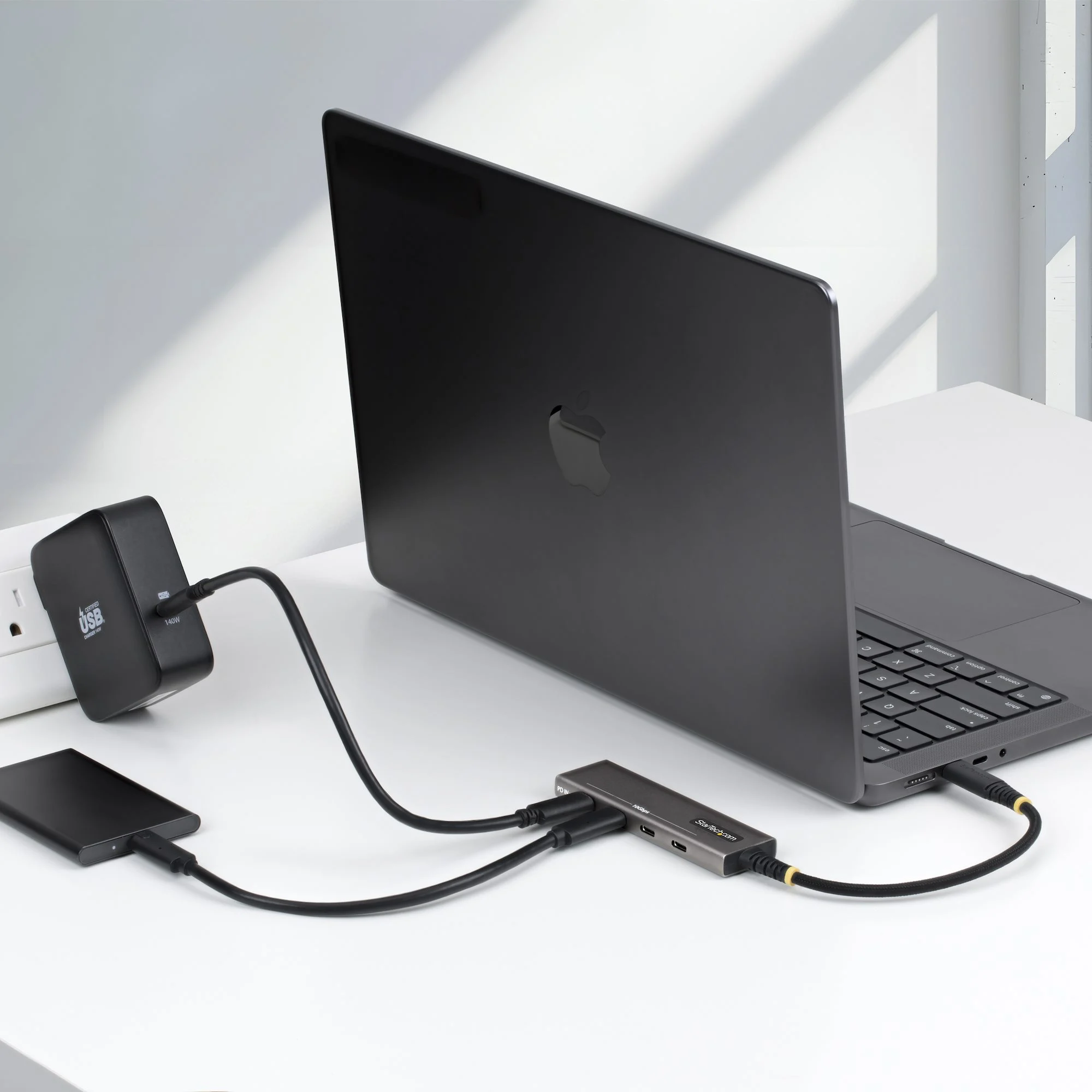 StarTech.com 4-Port USB-C Hub, 10Gbps, 100W PD Charging, 4x USB-C Ports, Overcurrent Protection, PCR Aluminum, For MacBo - Image 3